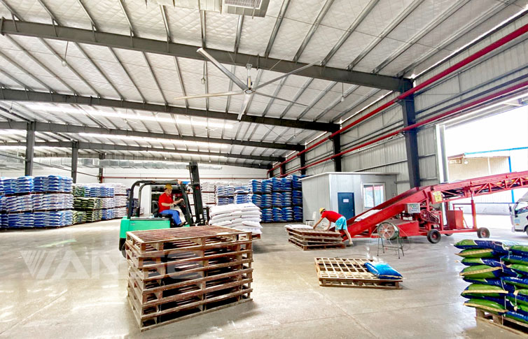 武漢通威飼料倉(cāng)庫(kù)工業(yè)大吊扇